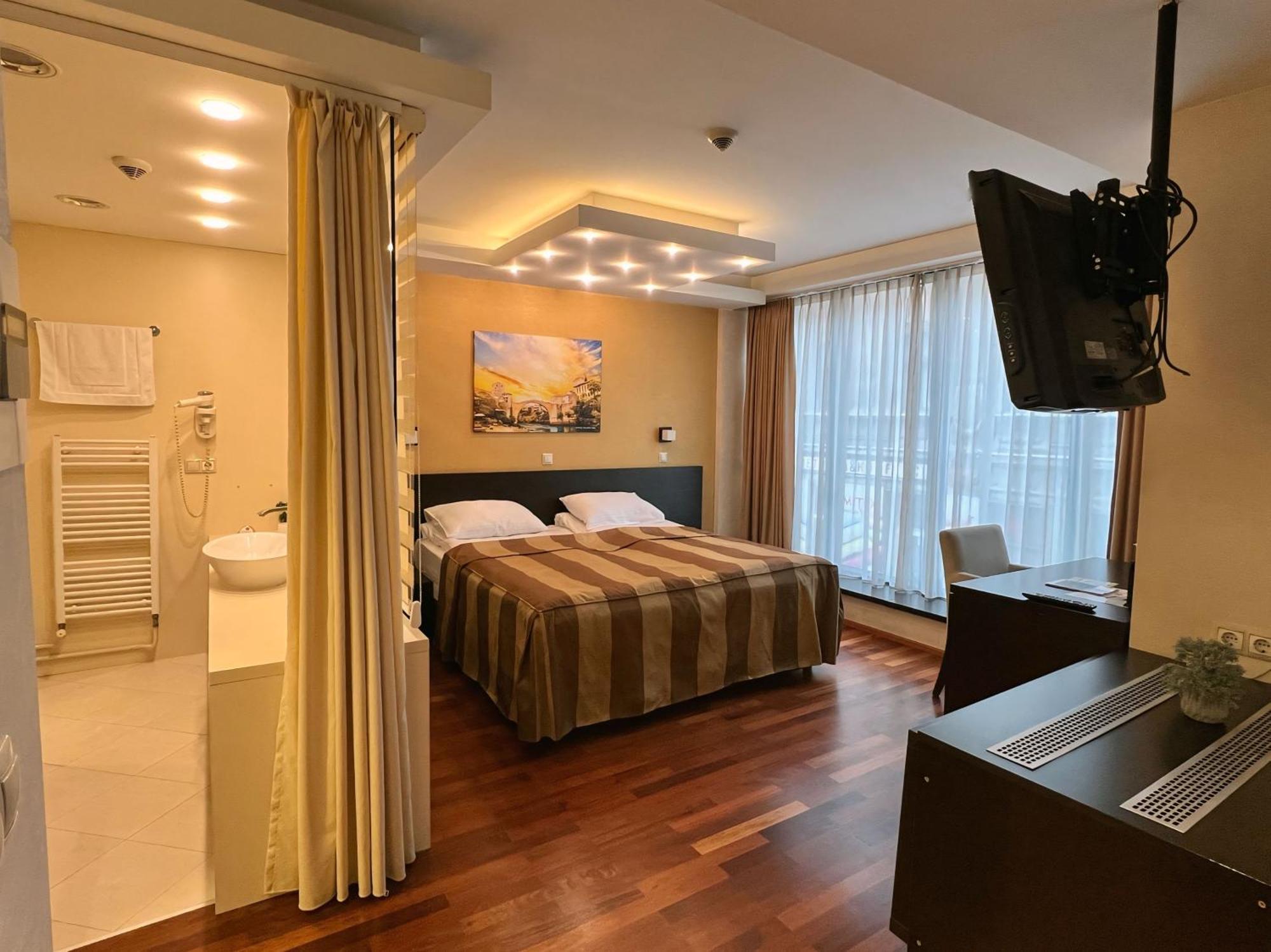City Boutique Hotel ซาราเยโว ภายนอก รูปภาพ